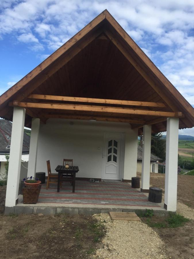 Nyugalmas Vendégház Lenarddaroc Exterior foto